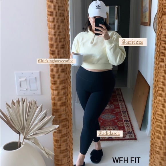 Yellow crop Aritzia 1/4 zip - Picture 4 of 4